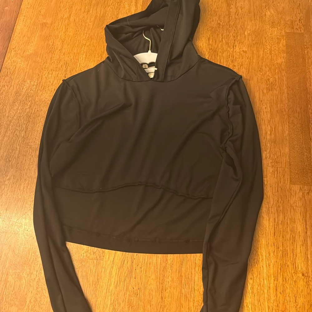 hooded black croptop